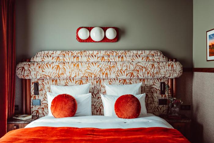 1.75 Paris La Trêve