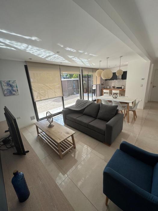 Confort Los Guiraldes