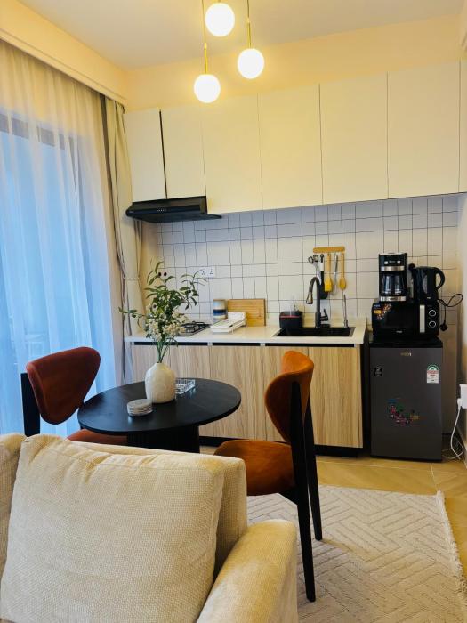 Sarah homes vintage charm 2 near jkia and sgr