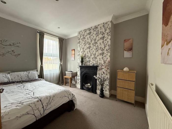 Plumstead Pied-à-Terre - Your Stylish Urban Retreat