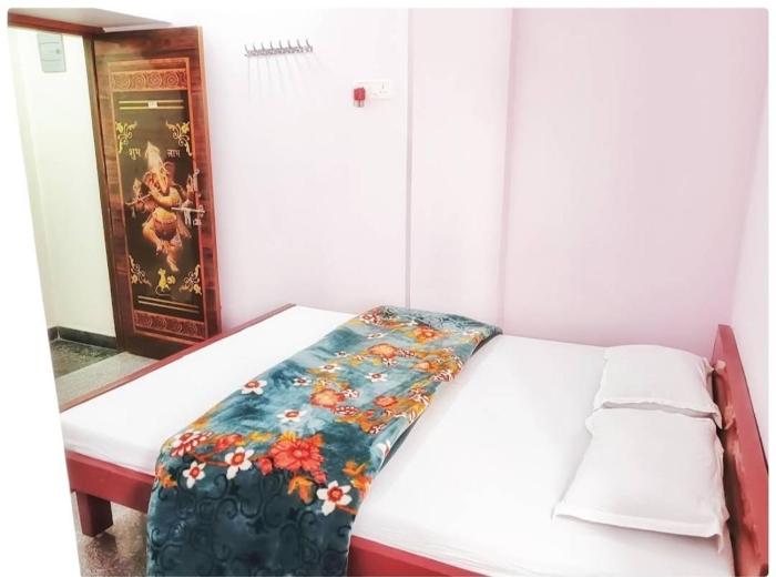 Sri Hotel Ganga Couple&Family Friendly