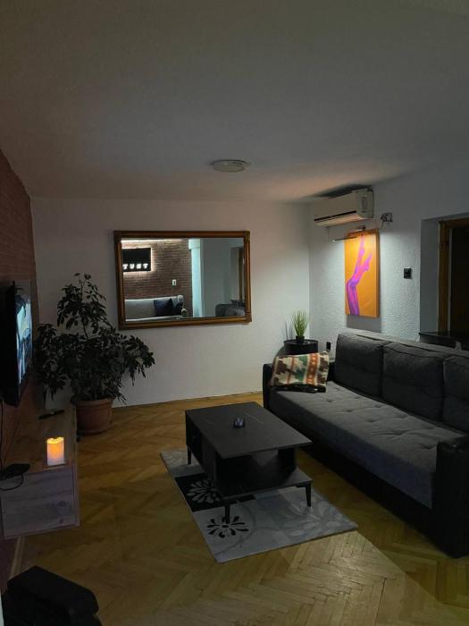 TRUTH Apartment Veles