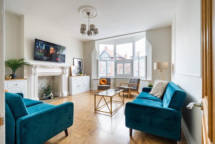 The Queens Ground Floor Apartment