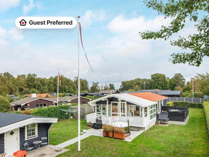 7 person holiday home in Juelsminde-By Traum