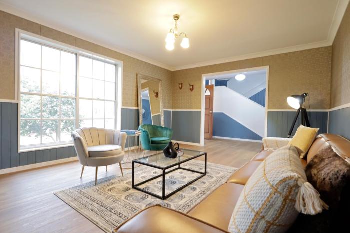 Country 4-Bed Homestead with Games Room & Views