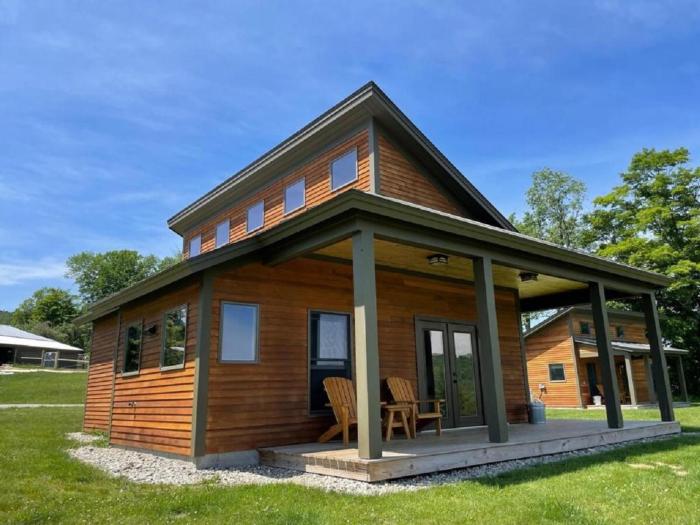 Family-Friendly Cabin Rental for a Farm Getaway near Woodstock, Vermont