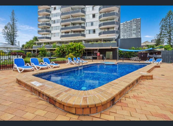 Studio Surfers | Affordable & Relaxed Vibes