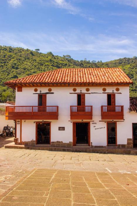 Hotel Don Eduardo Quintero M