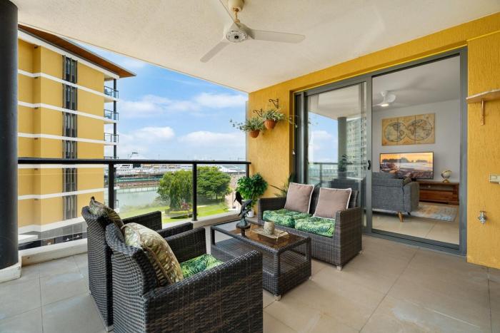 Zen Paradiso 2BR Harbour View - Pool - Balcony