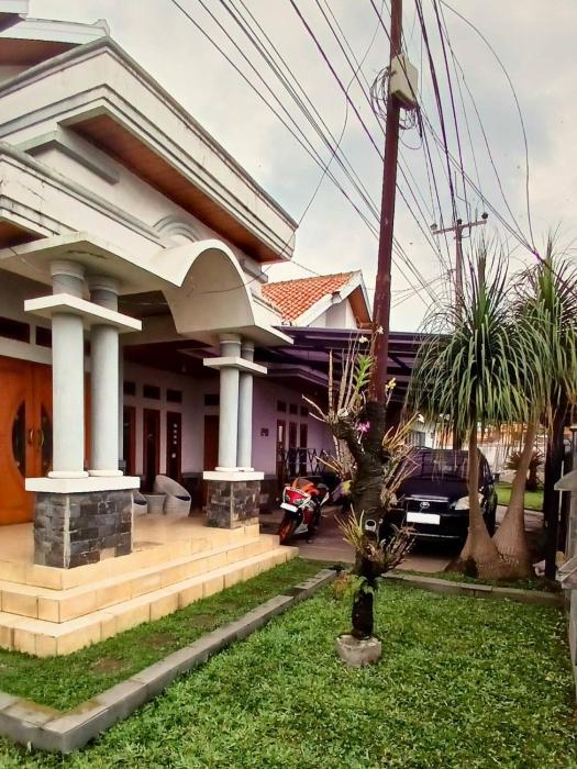 VIlla Omaken Lembang Cisarua