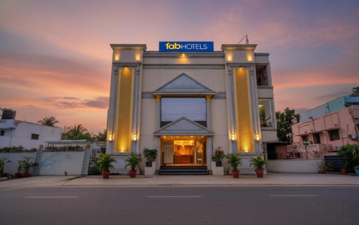 FabHotel Aishwarya Inn