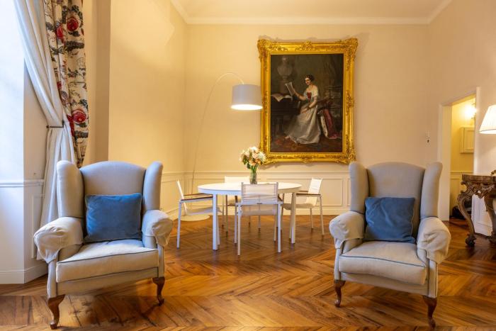 The Loggia of Borgo SS Apostoli