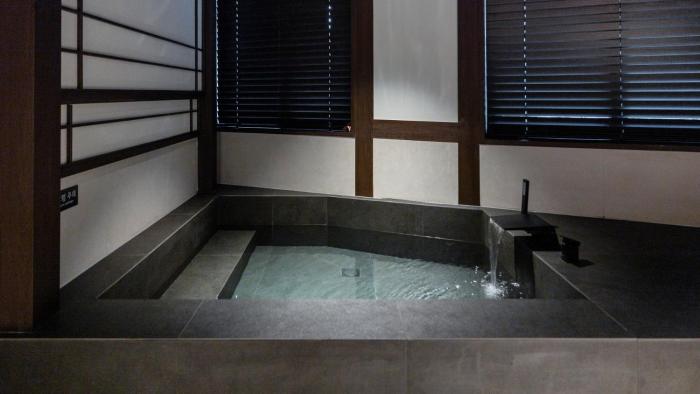 Suwon Haenggung-dong Revora Hotel by Anook