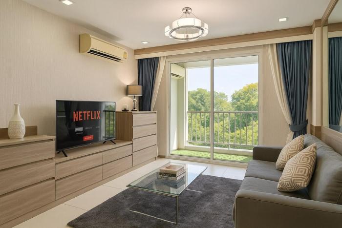 2 bed 2 bath luxury appartment Convention Center