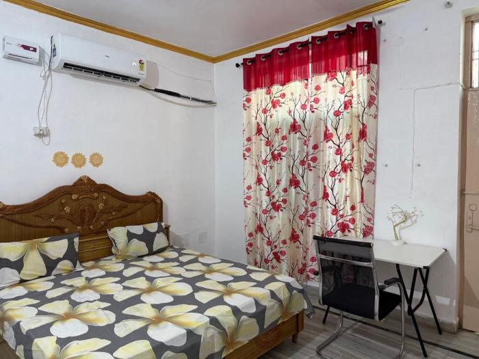 Women Pilgrims Abode