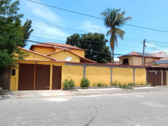 Casa independente com piscina emCabo Frio RJ