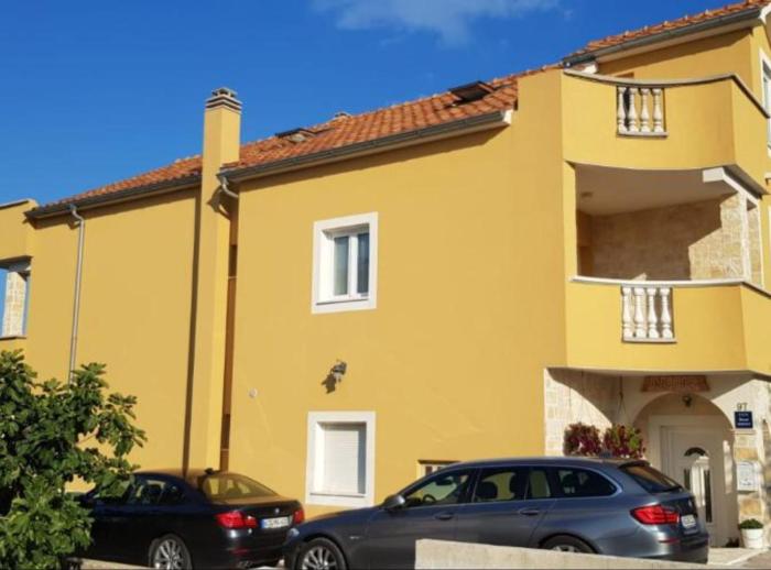 Apartmani Angir Martina