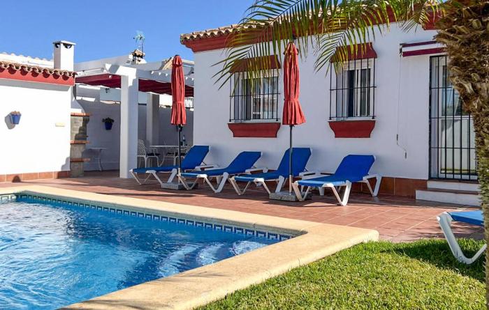 Gorgeous Home In Chiclana De La Fronter