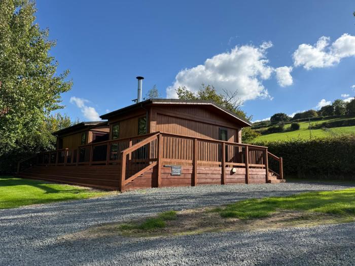 Charming 2 bedroom Lodge In the Shropshire Countryside with Fantastic Views