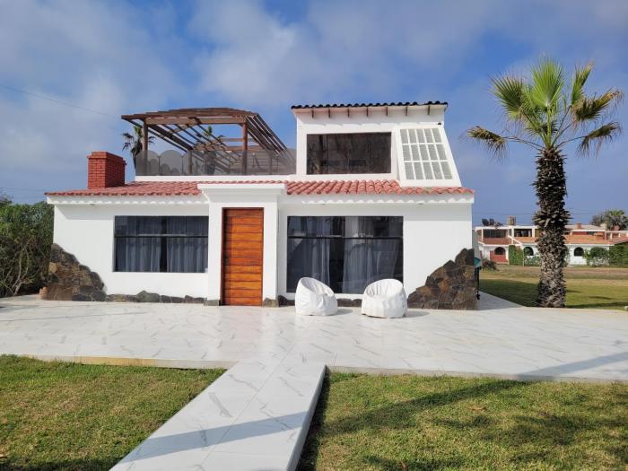 Casa con Piscina privada y a pasos de la playa
