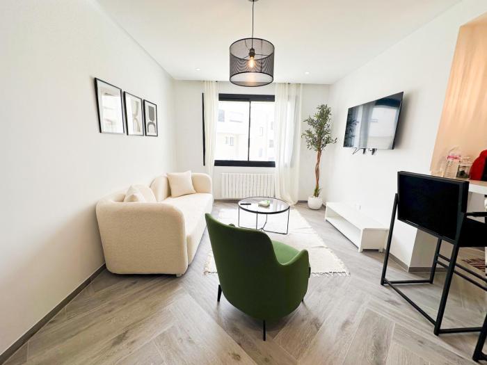 The Business Stay: Brand new in Lac 2