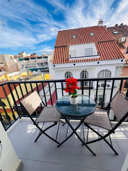 3 bedrooms flat-Fuengirola center-2 min from beach