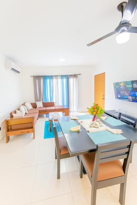 Penthouse with Large Rooftop Terrace & Parking