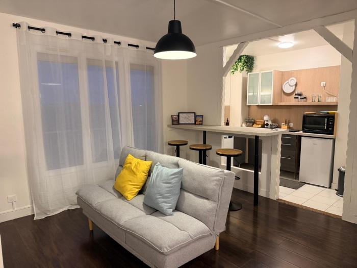 Studio aux portes dOrly et Paris