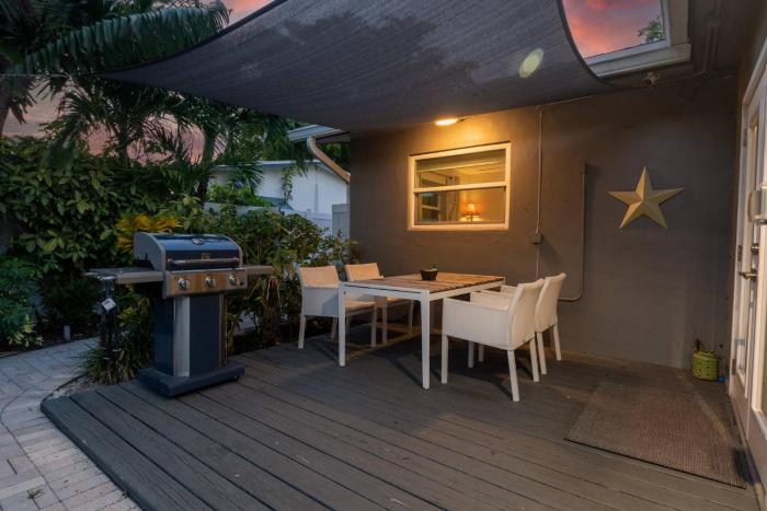 Wilton Manors 2BR Tropical Home With Heated Pool