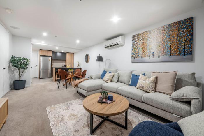 Braddon Bright Nights at Midnight - 1 Parking Spot