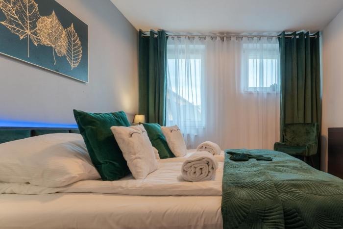 Ratuszove Love - dwie osobne sypialnie, w rynku - by Everslow