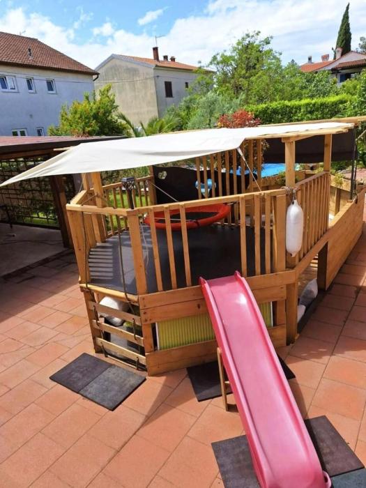 Apartment Oros Medulin gd