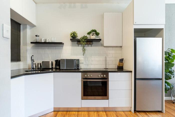 Stylish Apartment with Lions Head View
