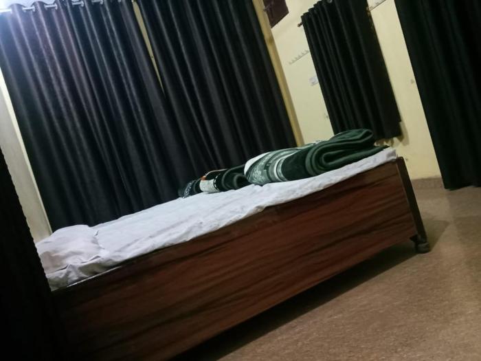 Krishnagopal home stay