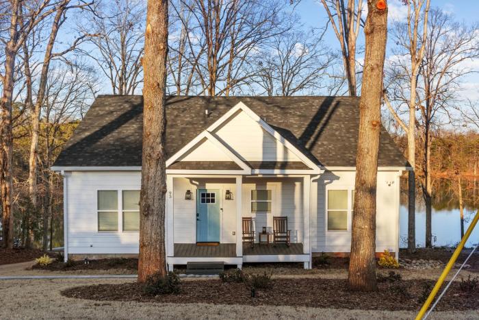 The Hideaway at Lake Hartwell