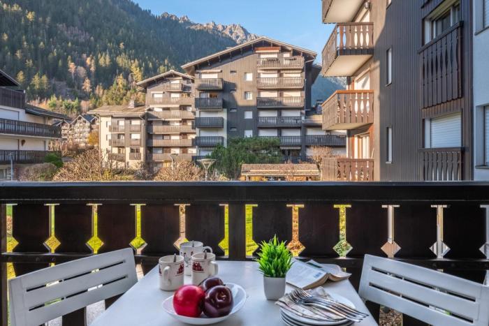 Near the slopes of Chamonix-Mont-Blanc - Balcony