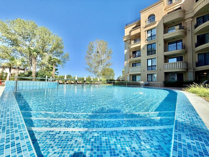 Menada Aphrodite Green Apartments