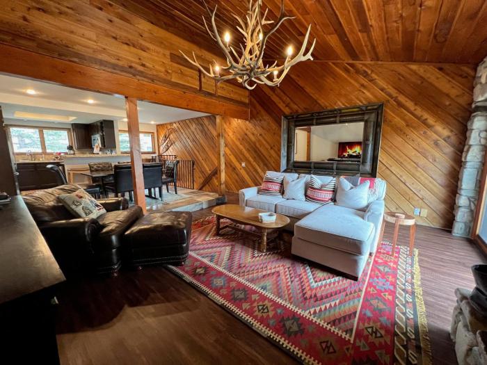 Ridge Condo - Modern Luxury Condo wResort Amenities