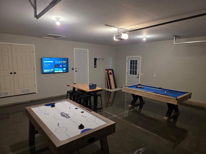 New Home with Game Room and Nature Trails in Port Huron