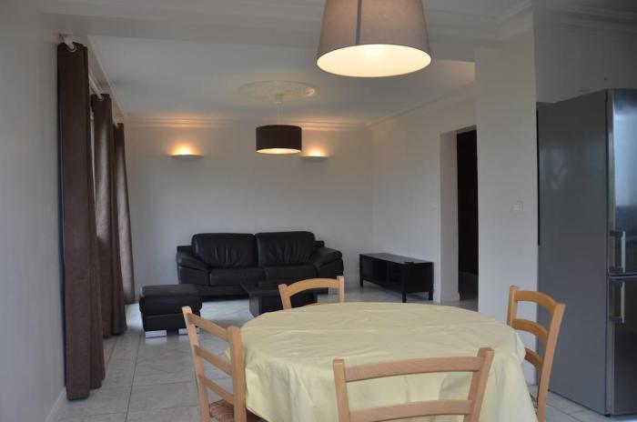 HYPER CENTRE TOURS avec Parking