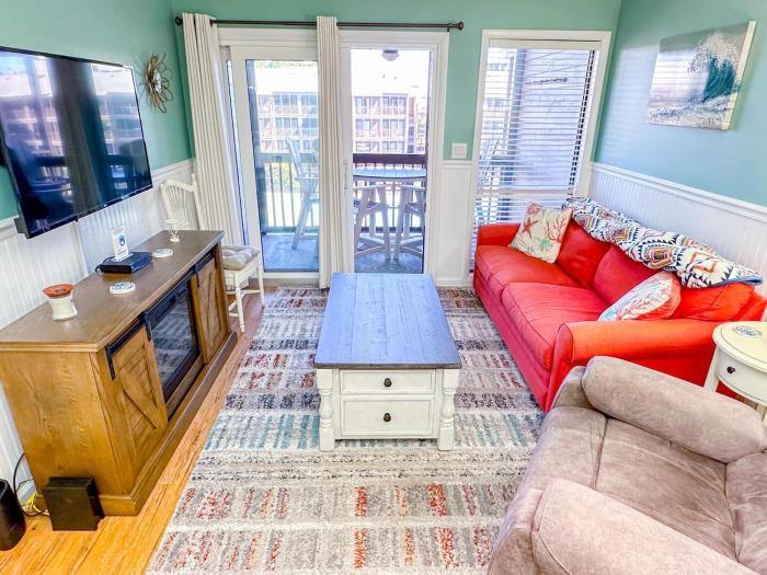 Tilghman Beach and Racquet Club 364