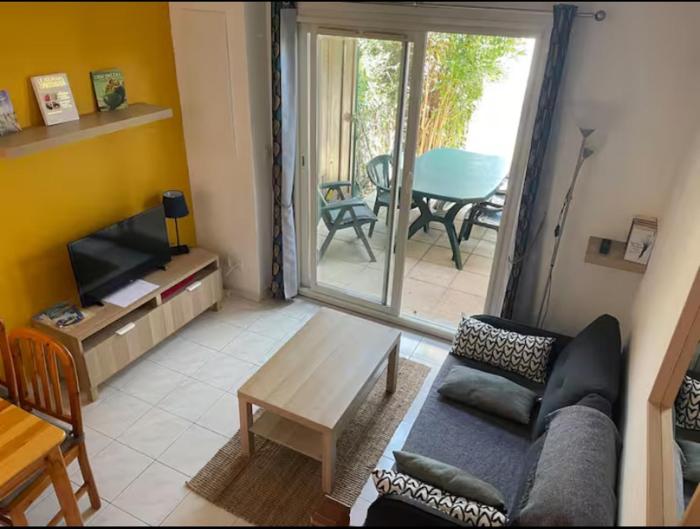 Maisonnette Ti Lézard Vert au calme à 100 mètres de la plage