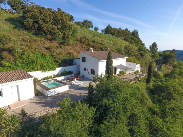 Casa Cactus in the heart of the Montes de Málaga
