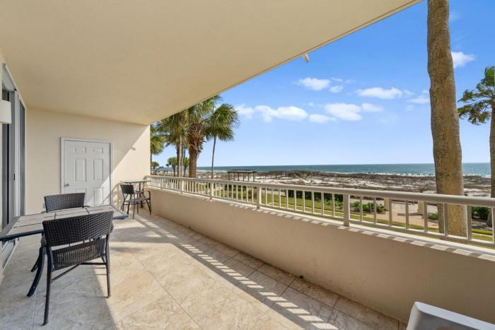 Beach Club 208C by Youngs Suncoast