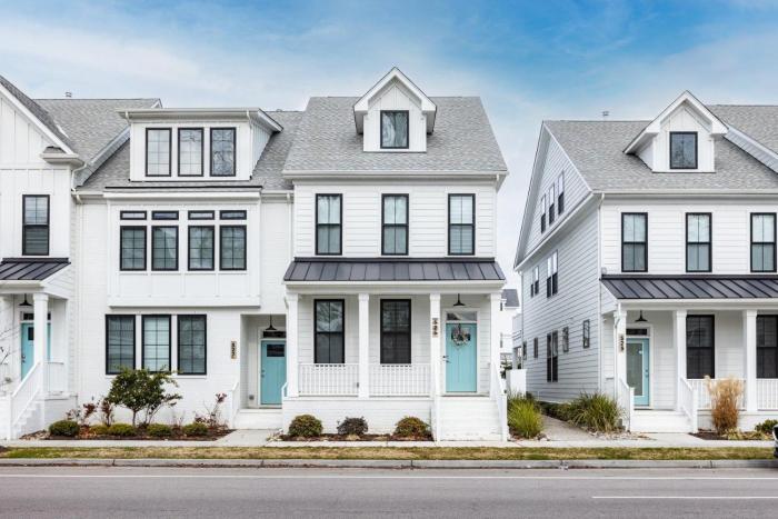 525 The Back Bay House