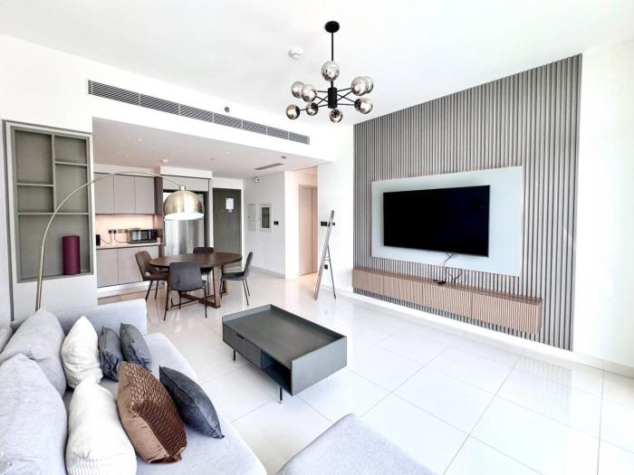 Direct Beach Access 2BHK