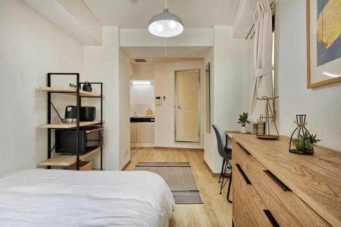 CraftFlat Komagome 509, a compact studio at excellent location