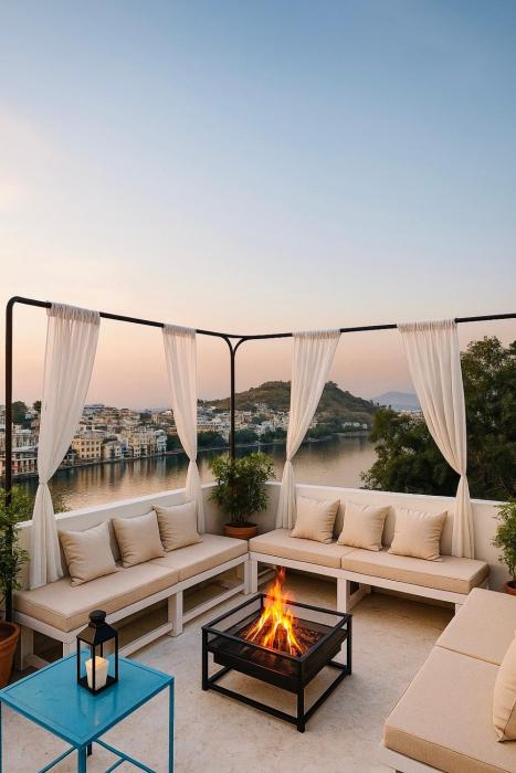 Turtle Hostel Udaipur- 10 mtr from Lake