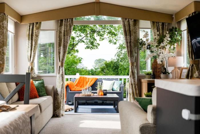 3 Bedroom Luxury Caravan