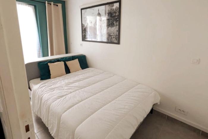 Parisian Hideaway - Heart of Montmartre, Abbesses